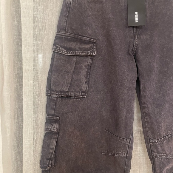 ASOS Weekday Shiloh Workwear Black Cargo Jeans - Picture 6 of 10